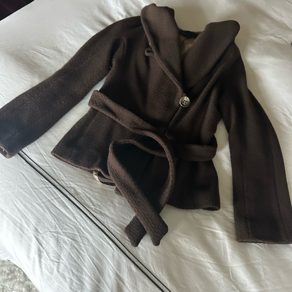BCBG SHORT COAT